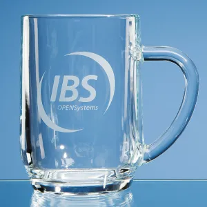 1 Pint Engraved Mancunian Glass Tankard