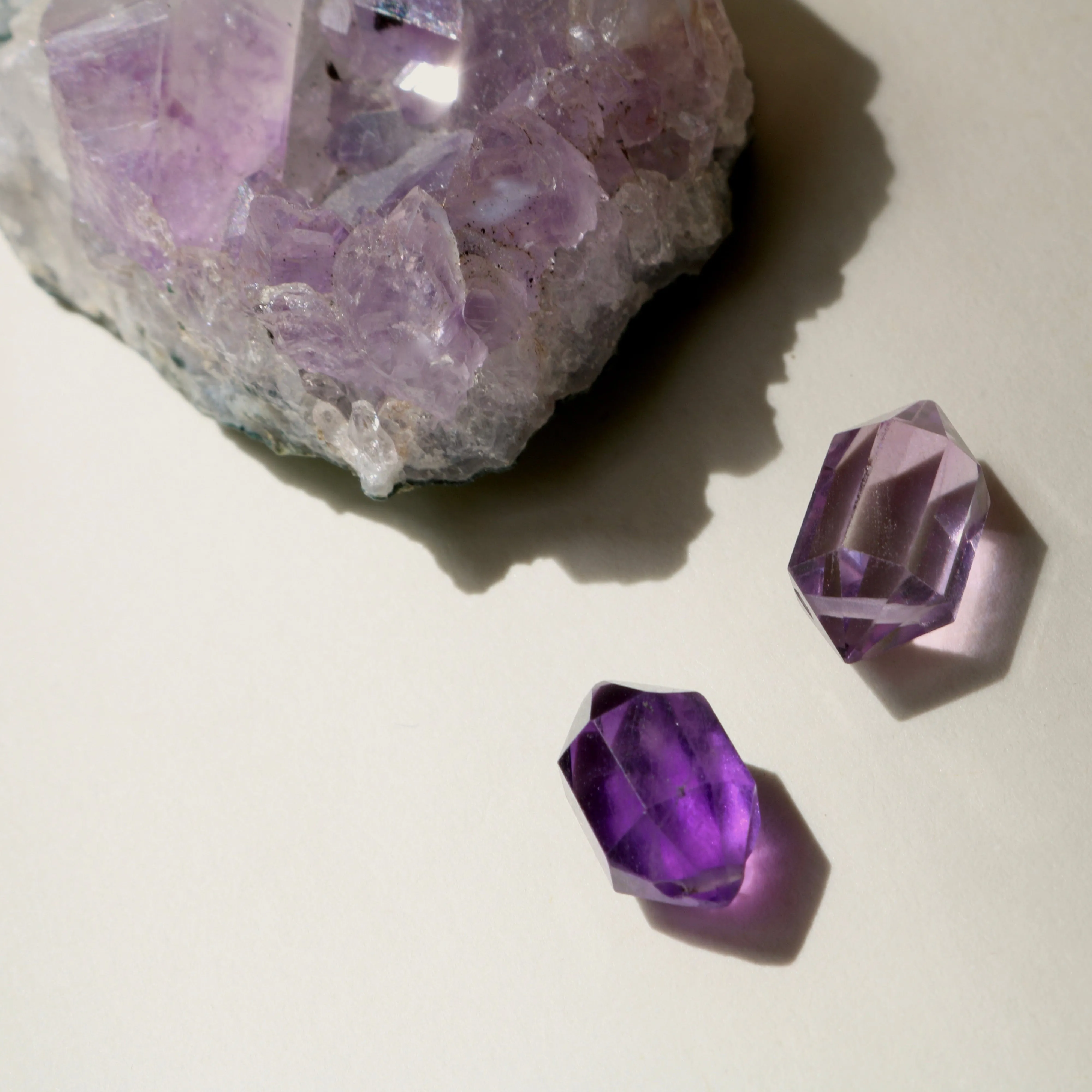 AMETHYST DOUBLE TERMINATED POINT