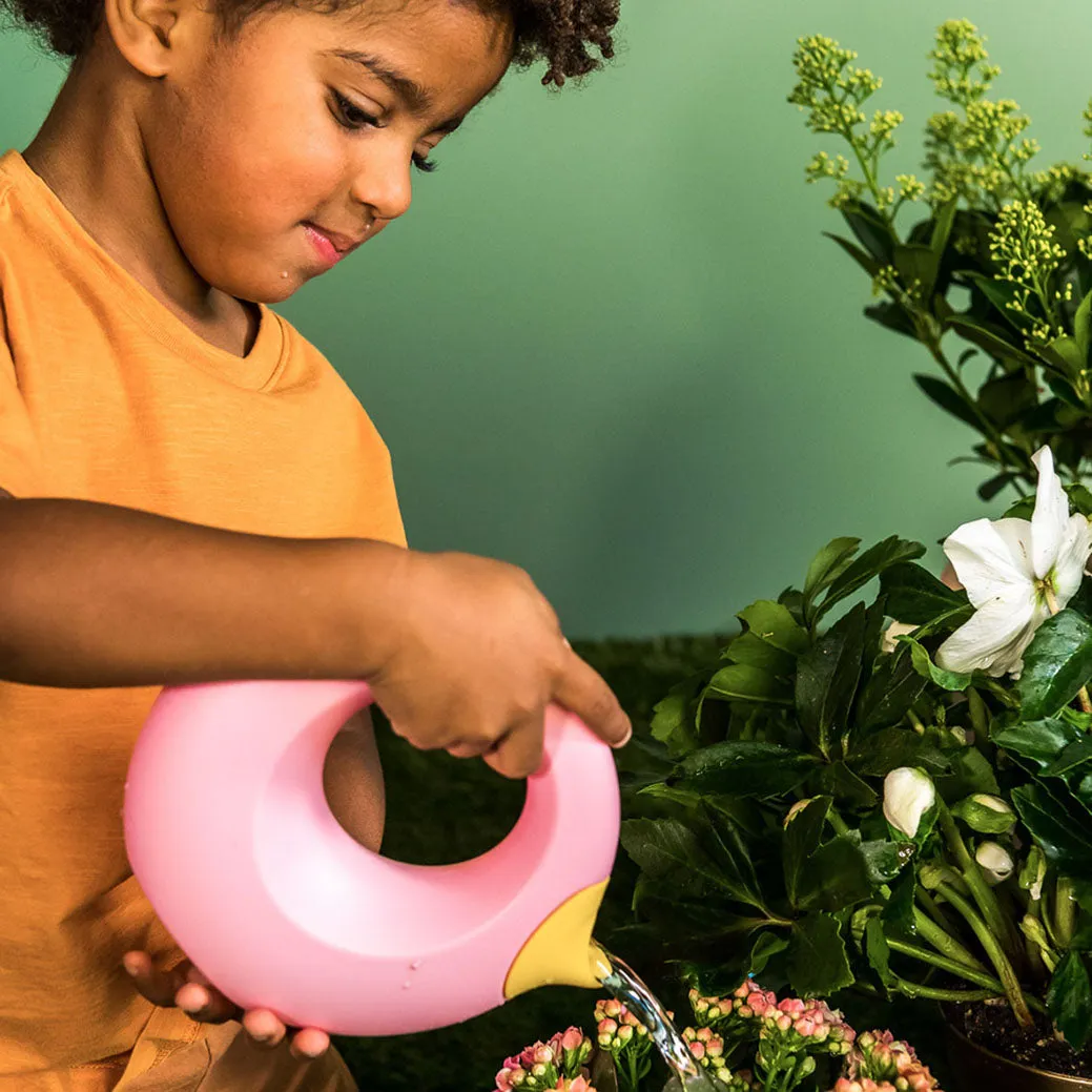 Cana Watering Can Small-Banana/Pink