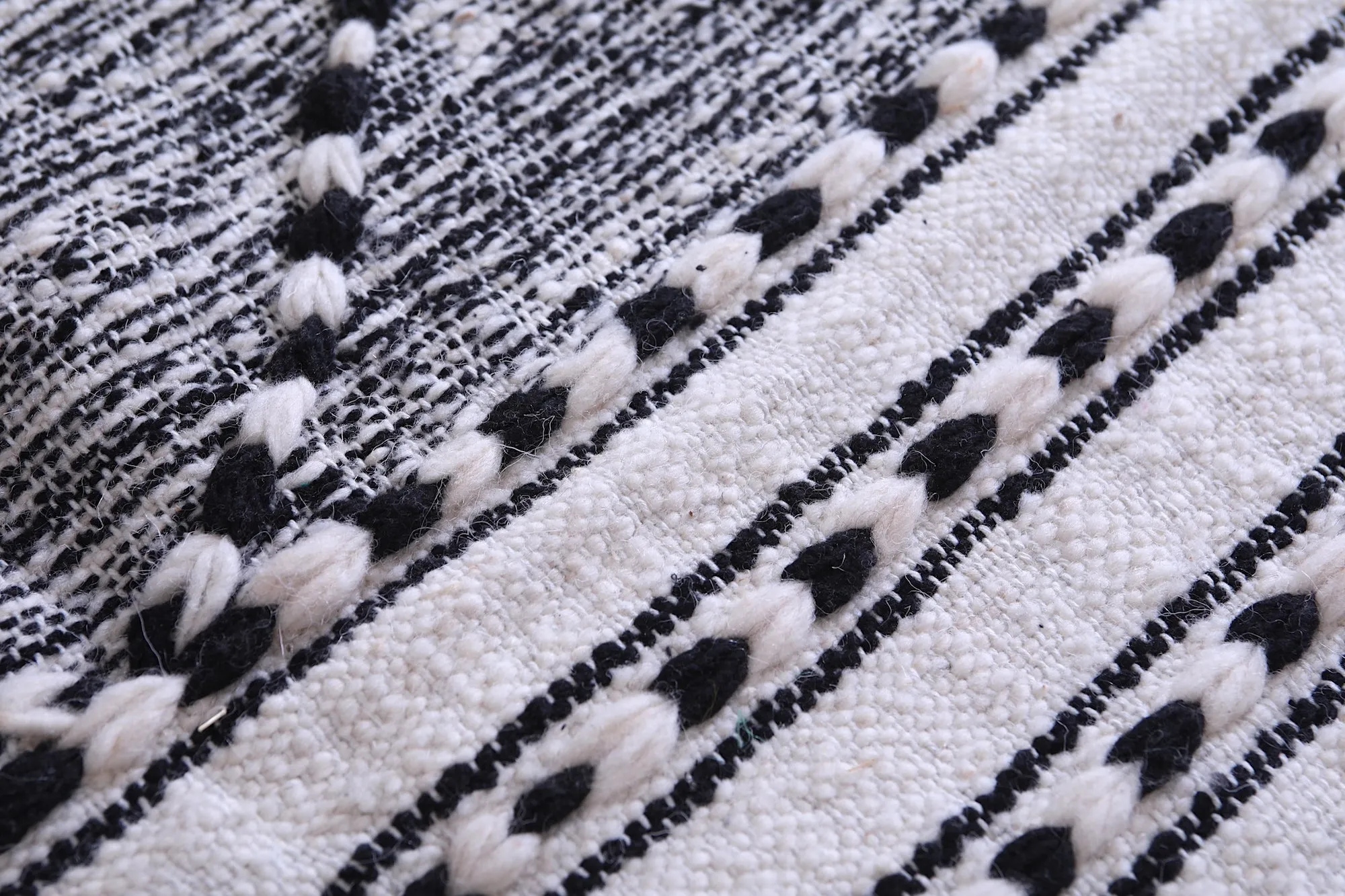 Custom Gray Moroccan rug - Handmade Berber area rug - Beni rug