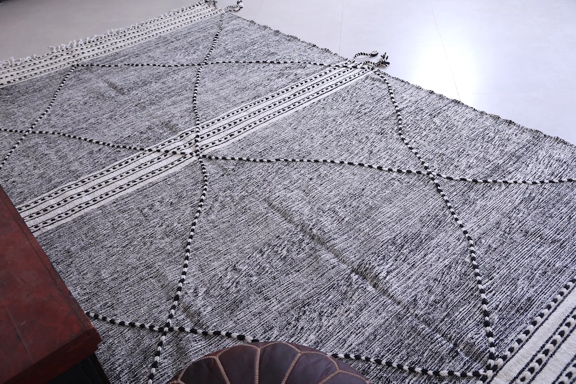 Custom Gray Moroccan rug - Handmade Berber area rug - Beni rug