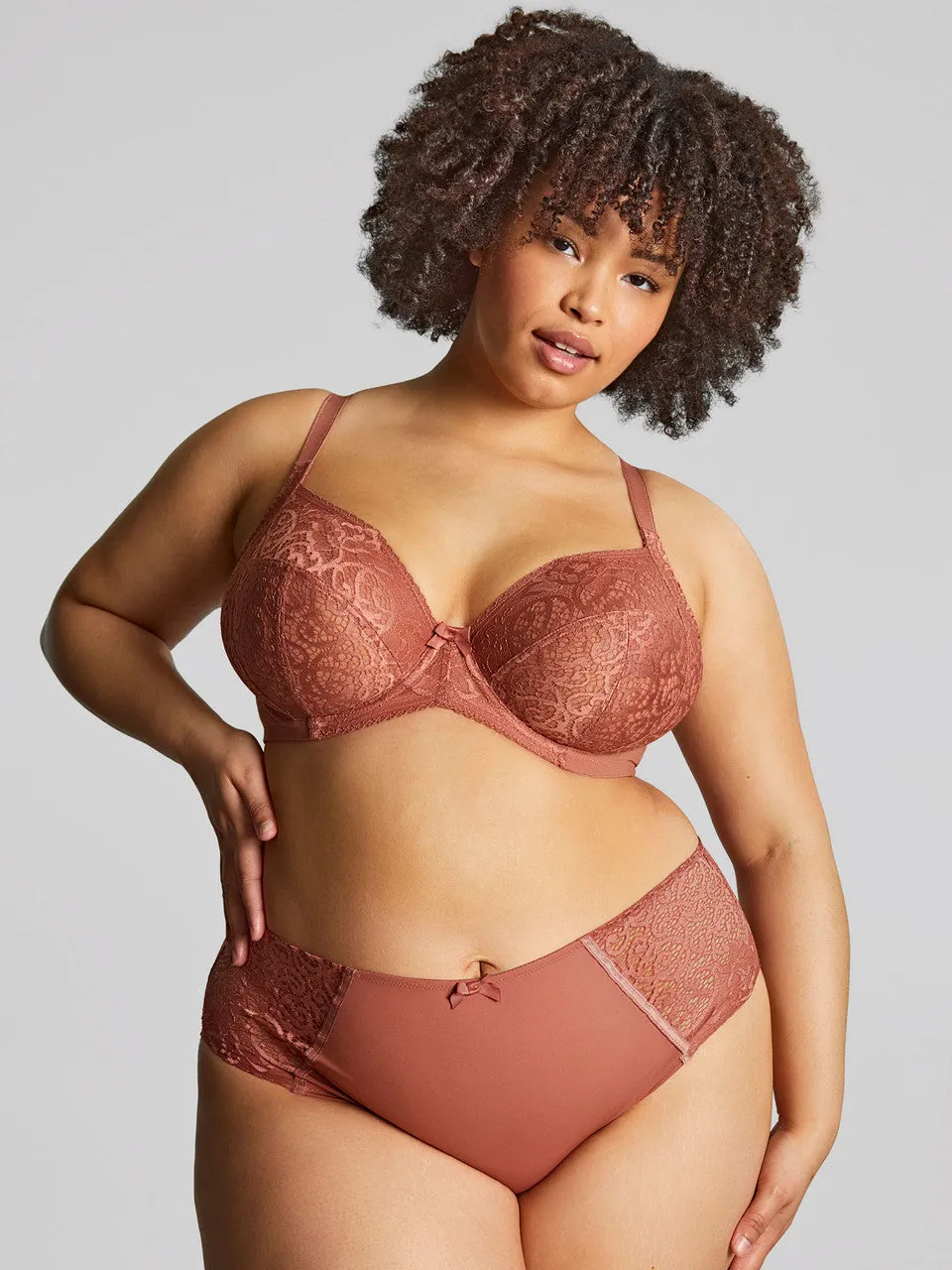 Estel Plunge Bra In Rose Gold - Sculptresse