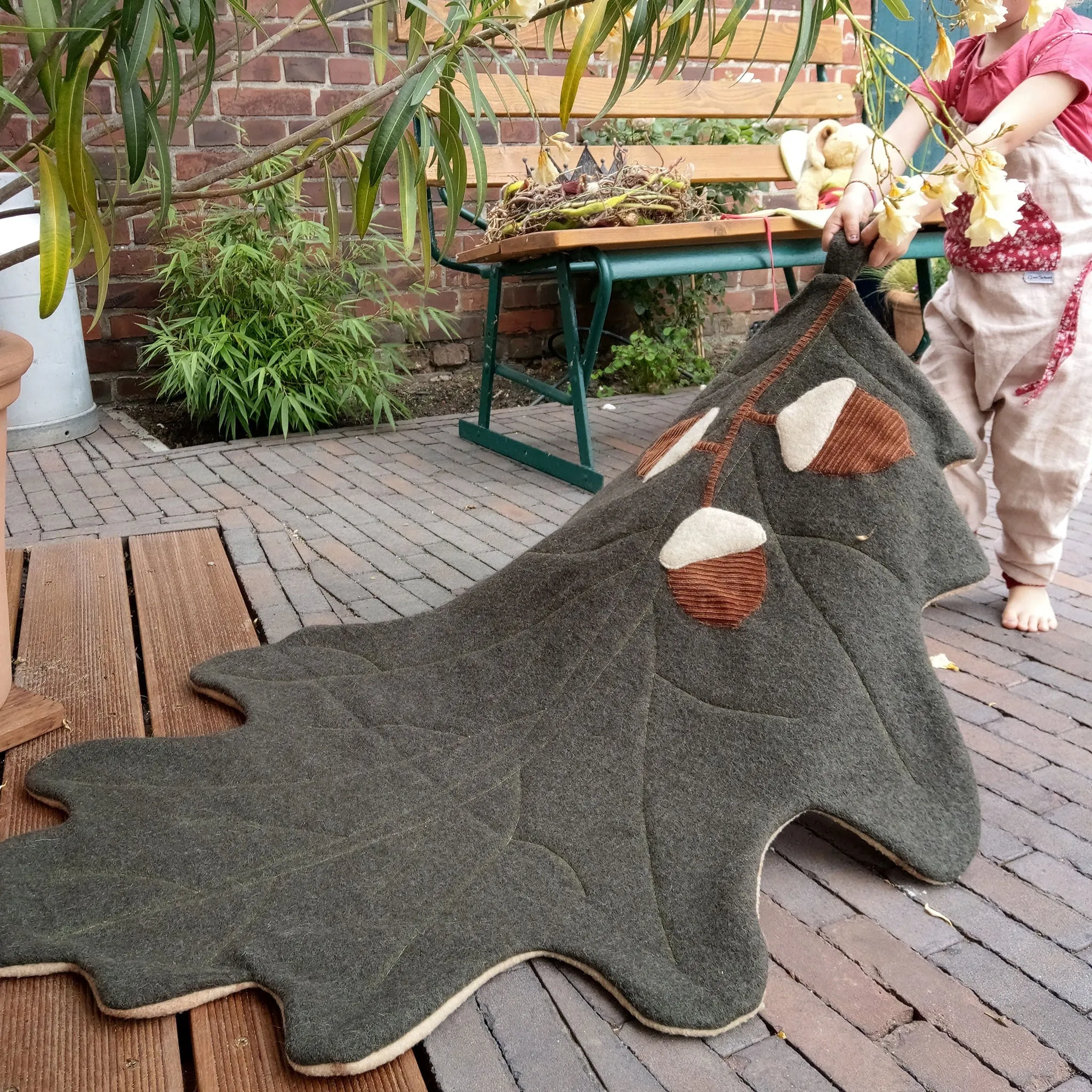 Euro Leaf Blankets Sewing Patterns ~ 5 leaf shapes in larger sizes