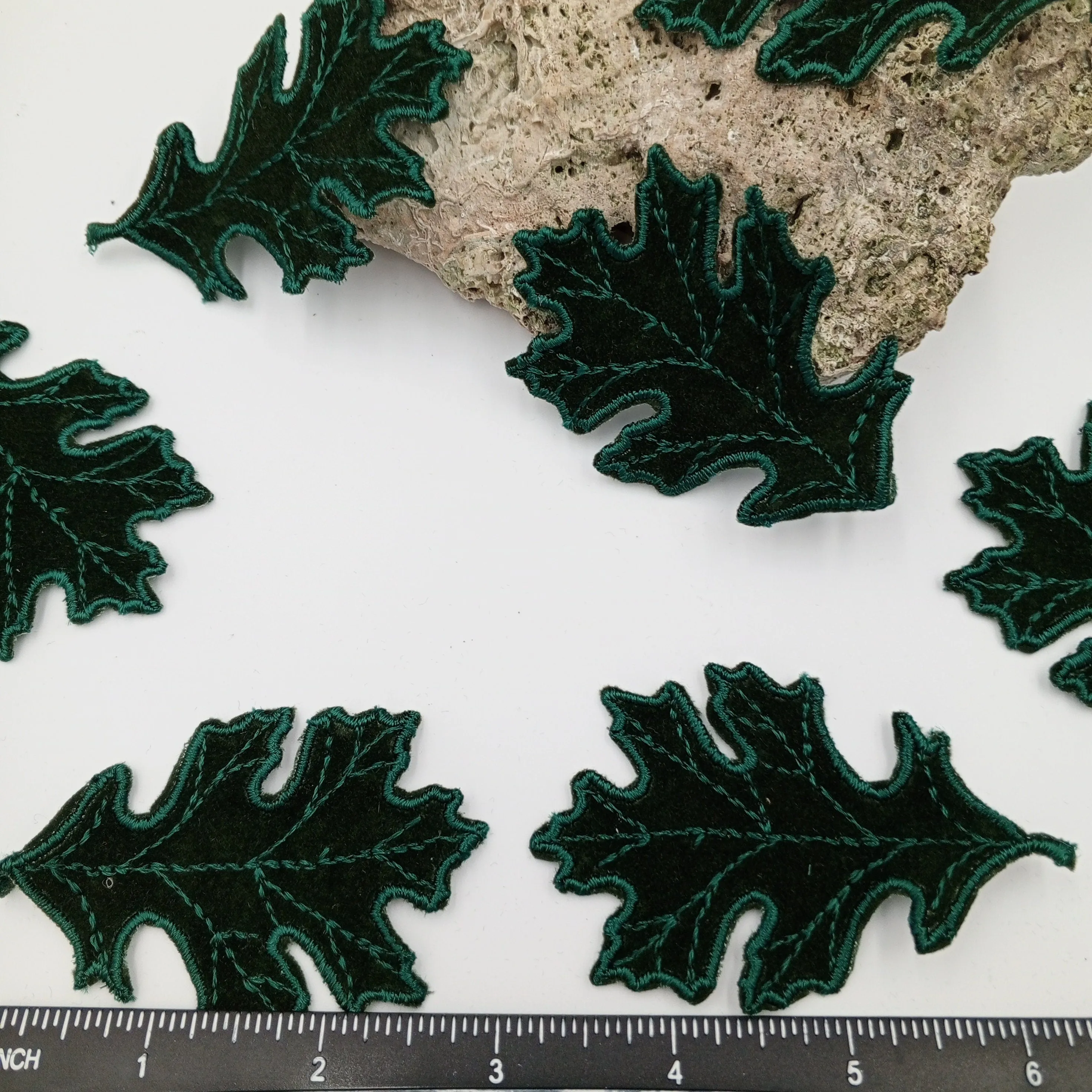 Forest Green Leaf Fabric Patch Embroidered Hunter Green Leaf Sewing Applique patches for DIY Sewing Crafting Clothing Revamps Embellishments