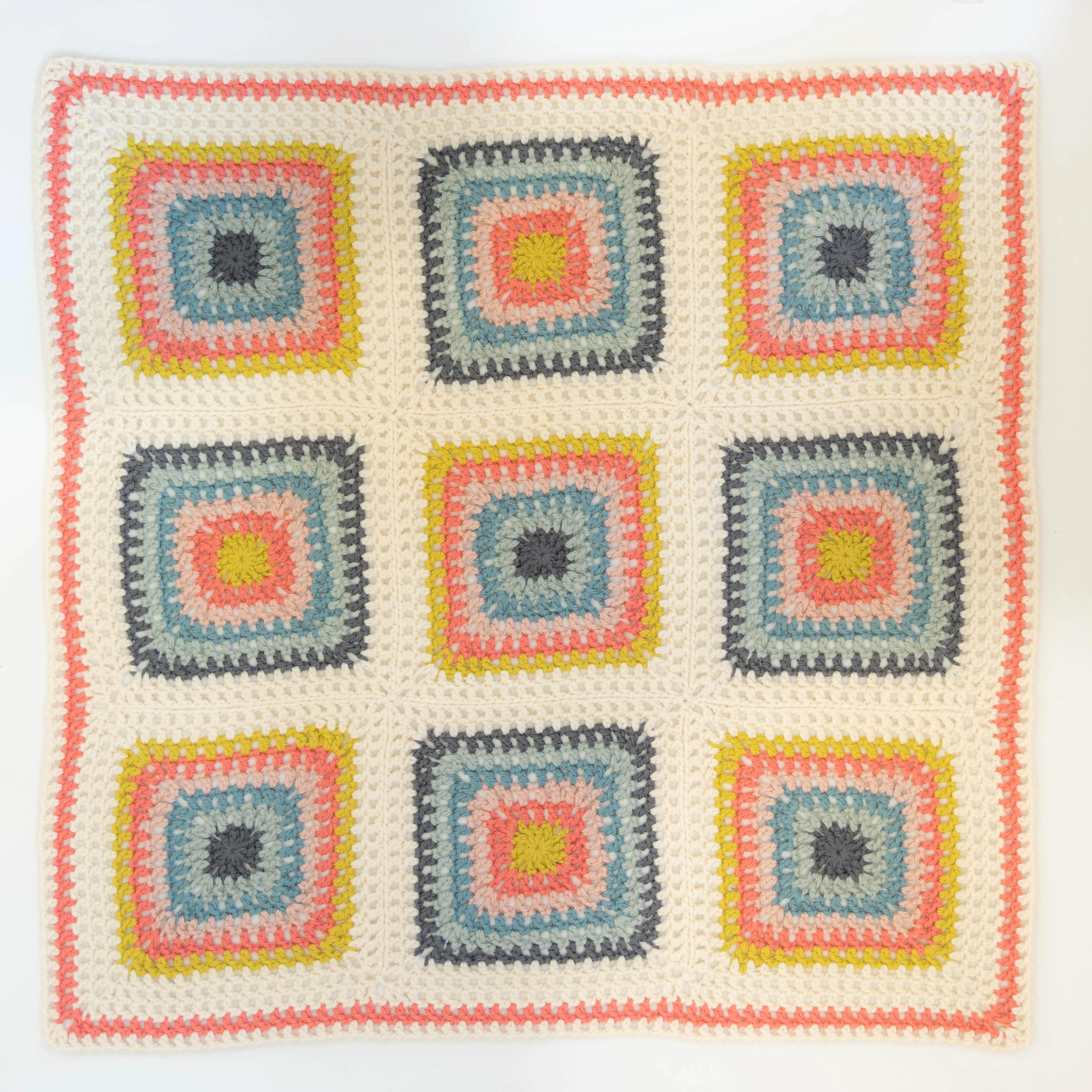 Granny Square Lite Blanket (9-square version) Crochet Kit