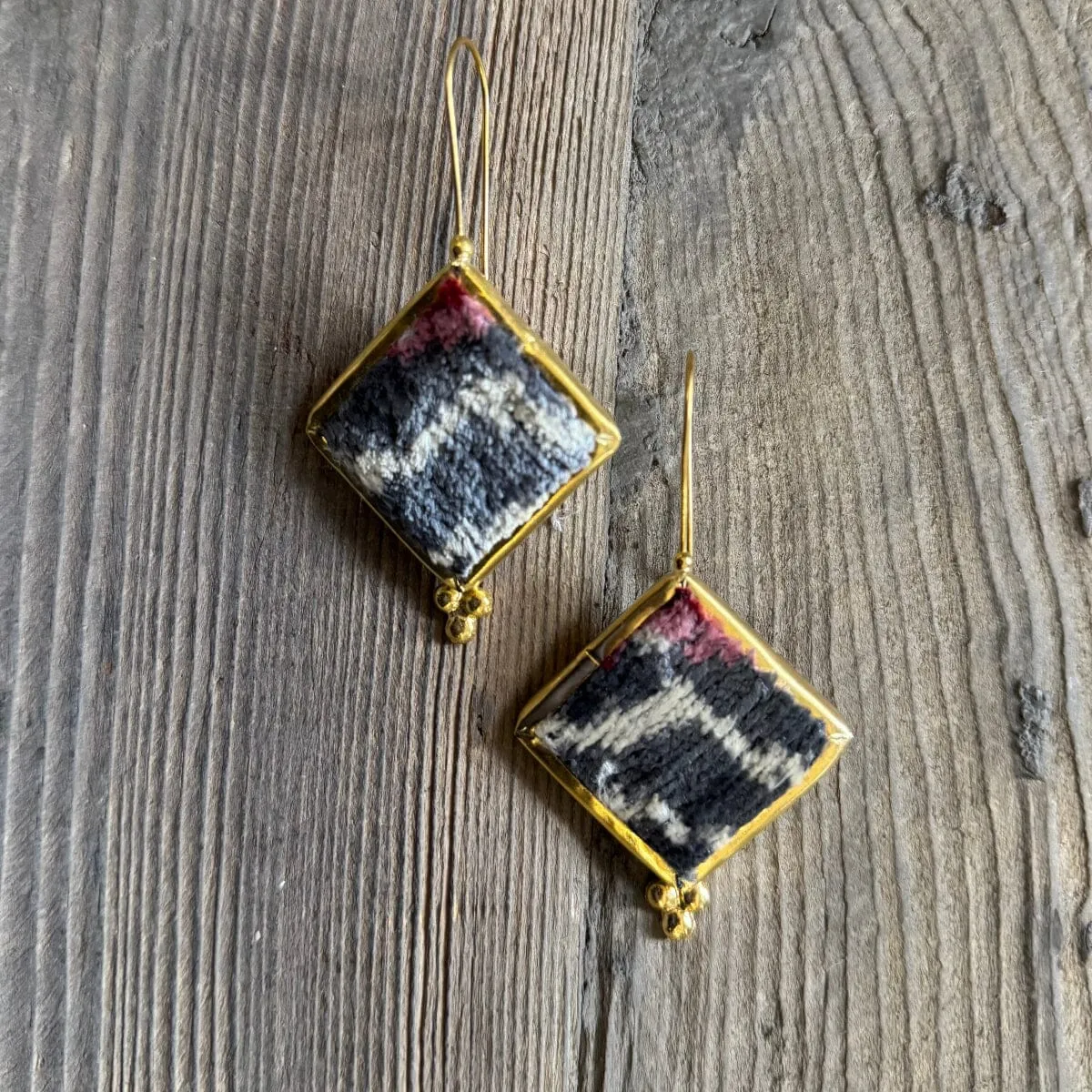 Hand Crafted Ottoman Vintage Textile Earrings - Diamond