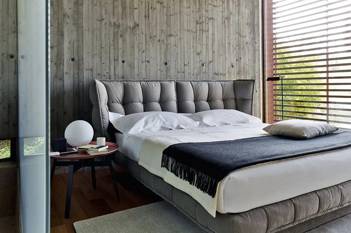 Husk - Bed