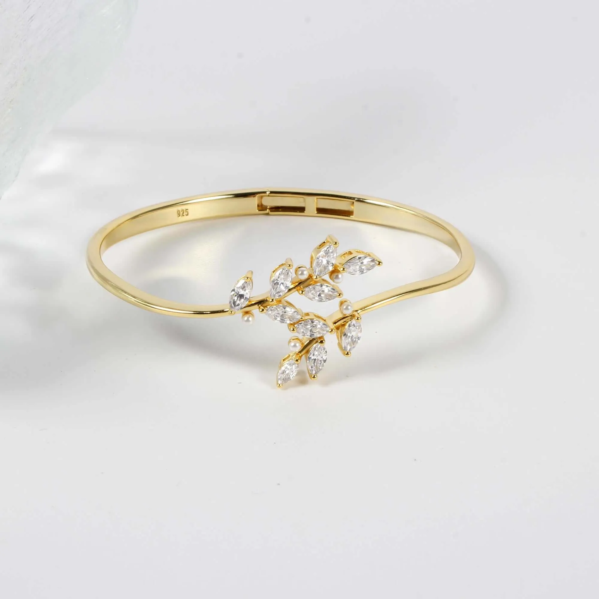 Leaf Branch Diamond Gold Bracelet Nature's Grace Collection