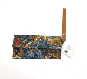 Lefe phantom nature clutch purse
