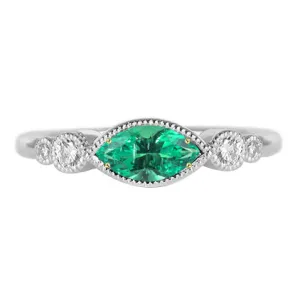 Marquise Cut Green Emerald Ring Simple Women’s Diamond Jewelry