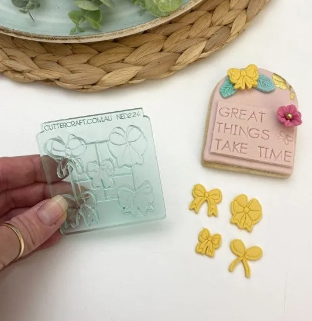 Mini Bow Stamp & Cut Double Up