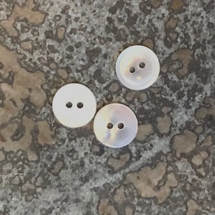 Mother of Pearl Button - White 1/2" Rimmed