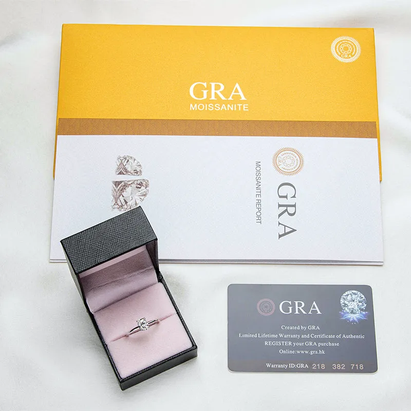 Oval Cut 1 Carat Moissanite Solitaire Ring