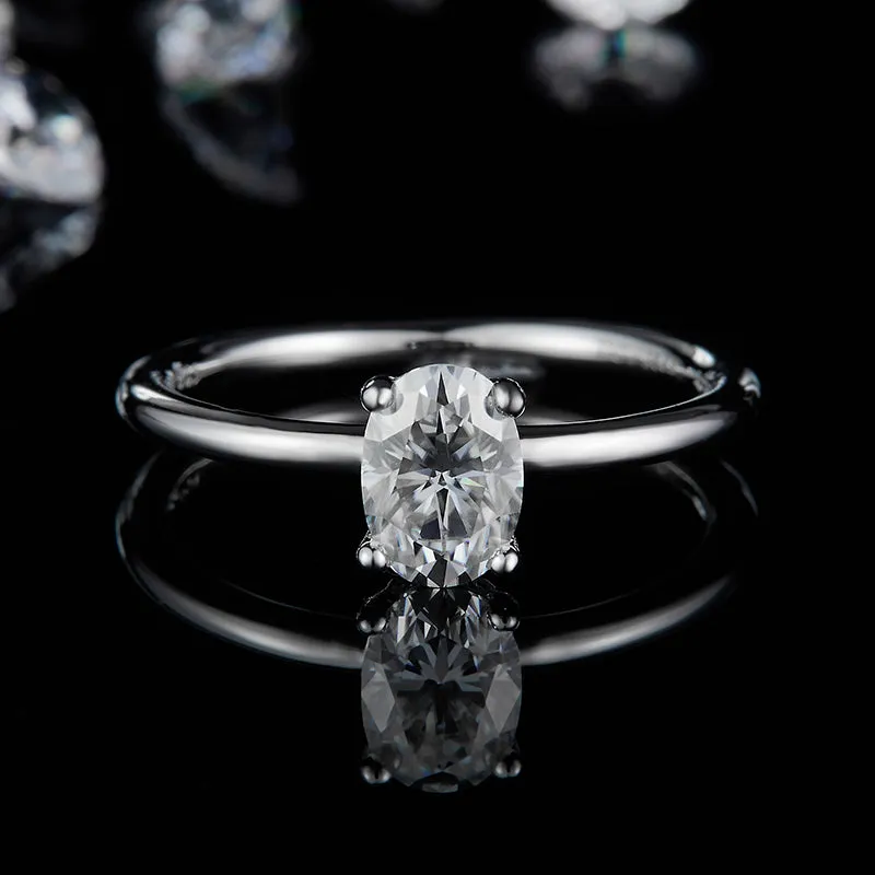 Oval Cut 1 Carat Moissanite Solitaire Ring