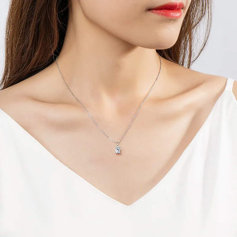 Oval Cut 1.0CT Moissanite Pendant Necklace