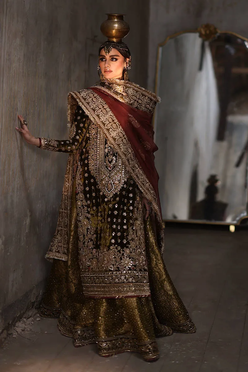 Pakistani Mehndi Dress in Sharara Kameez Dupatta Style