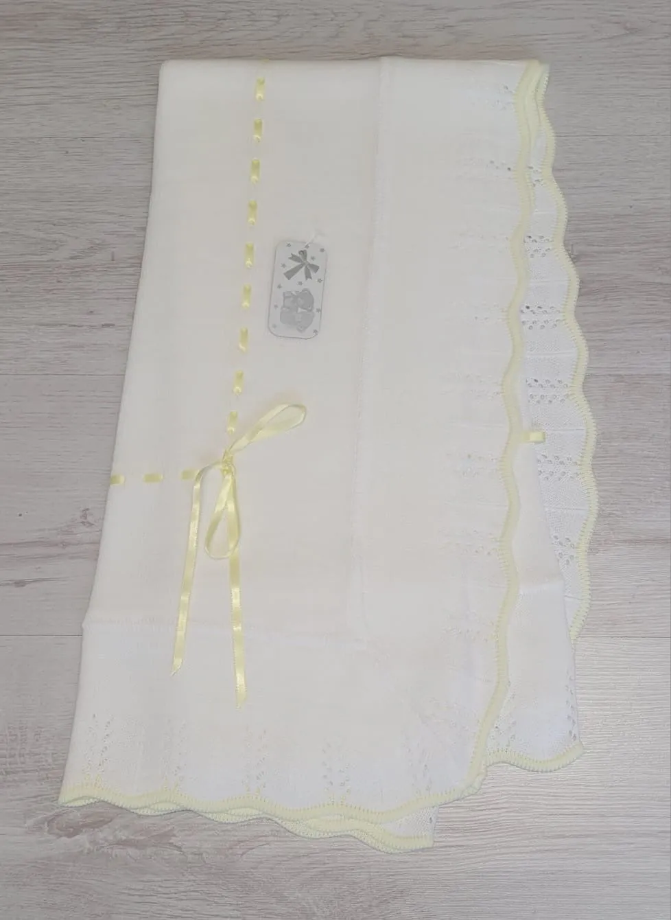 Spanish ribbon shawls