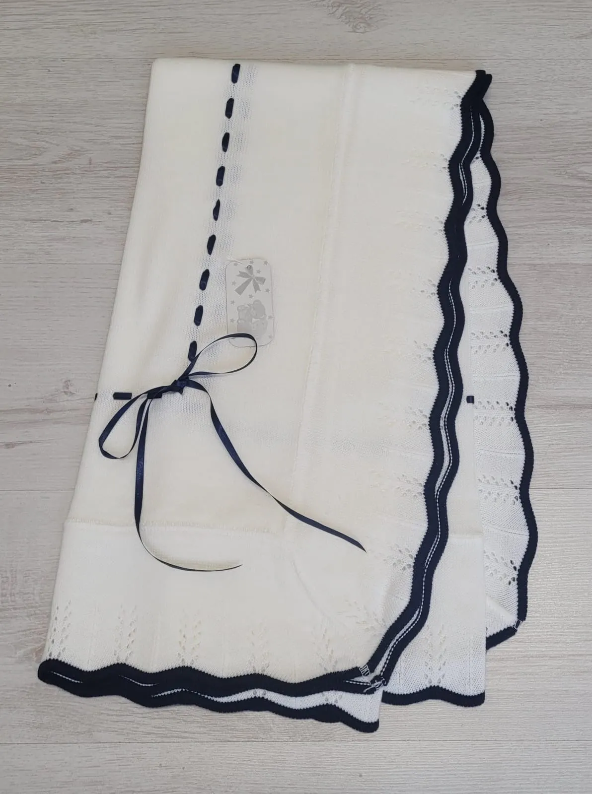 Spanish ribbon shawls