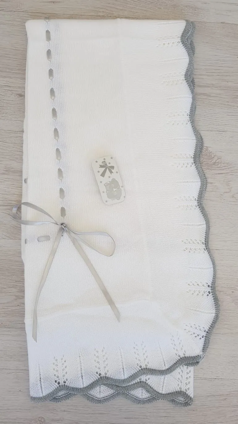 Spanish ribbon shawls