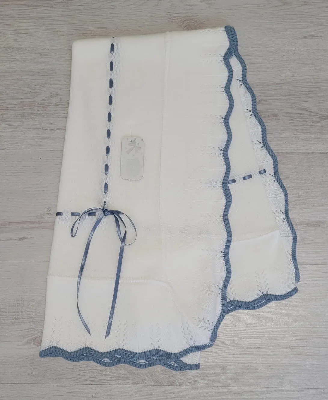 Spanish ribbon shawls