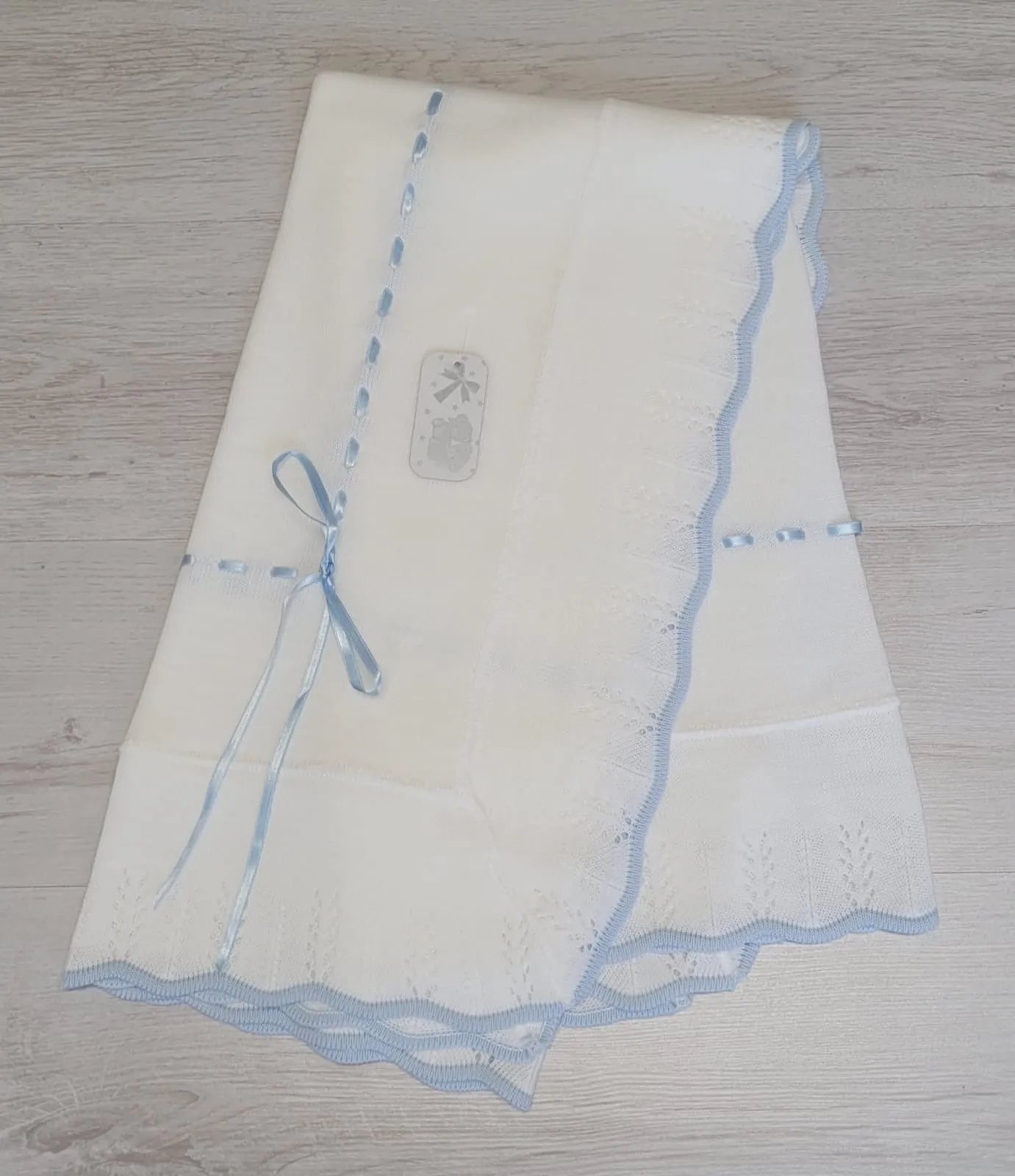 Spanish ribbon shawls