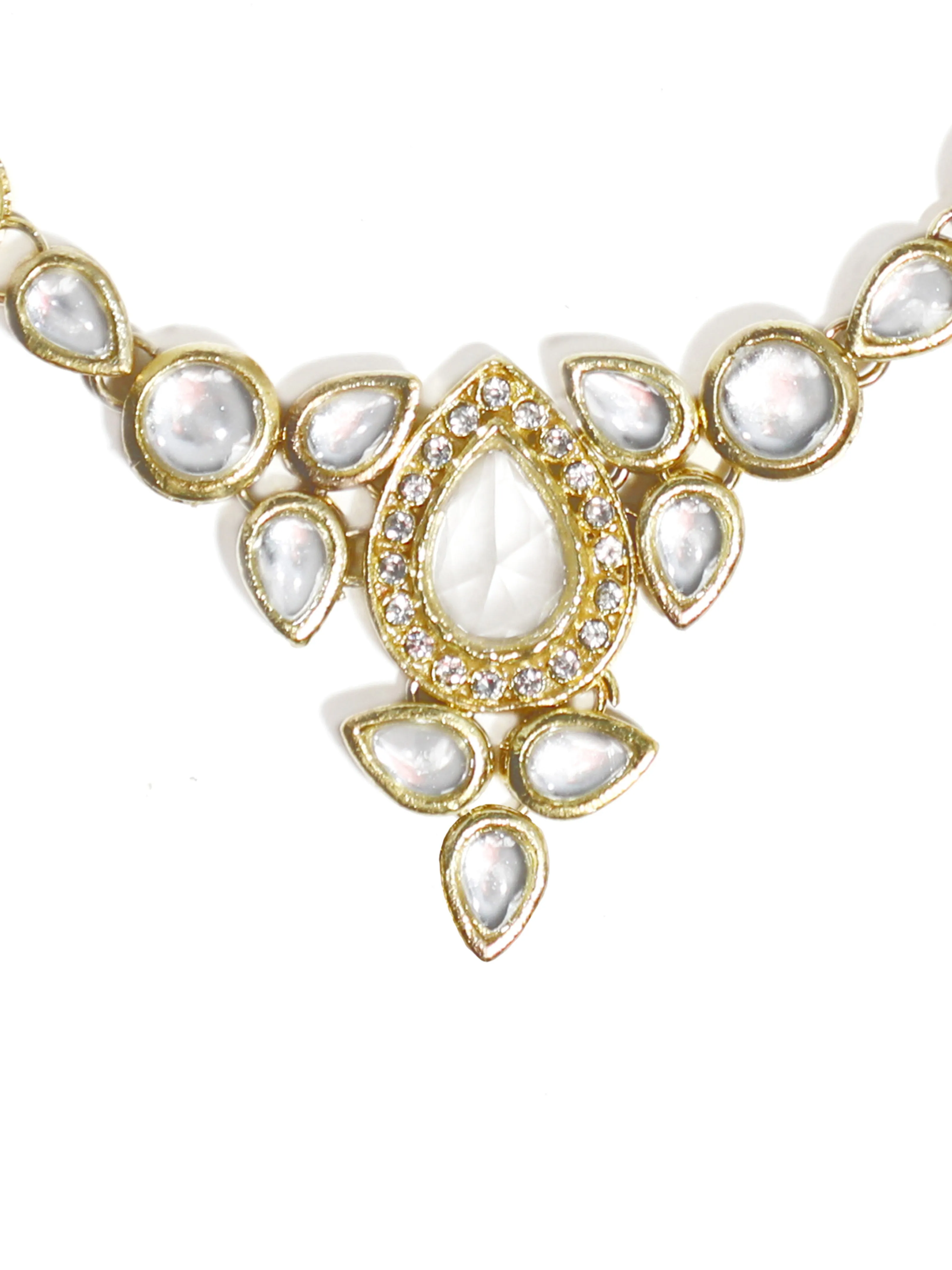 Traditional Gold Plated Jarkan Studded Kundan Bajubandh