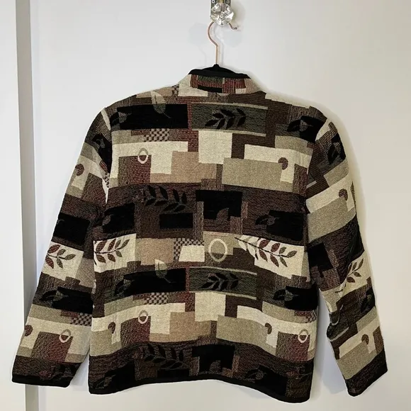 VINTAGE Woven Jacquard Fall Jacket in Black Cream &amp; Watm Neutral Colours, M