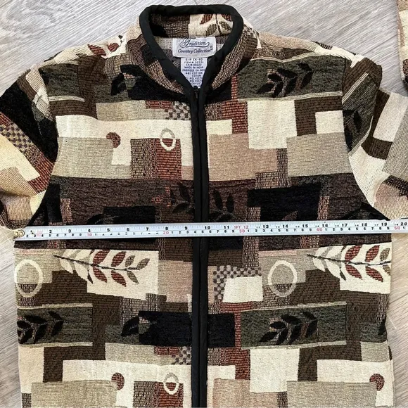 VINTAGE Woven Jacquard Fall Jacket in Black Cream &amp; Watm Neutral Colours, M