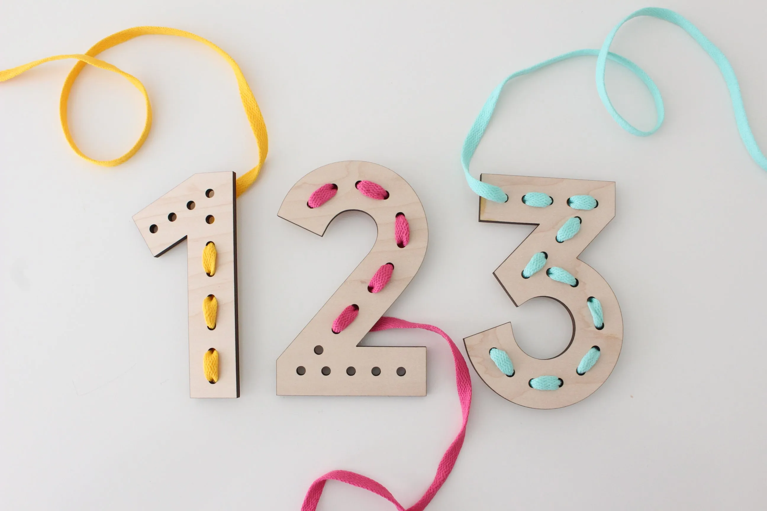 WOOD LACING - SINGLE NUMBERS